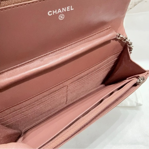 🚩steal Authentic Chanel Tan Quilted Crossbody Bag with Chain - Picture 9 of 12